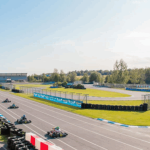 Powerpark | Karting 2x 10 min indoor or outdoor track