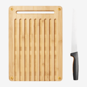 Fiskars | Functional Form breadboard and knife set